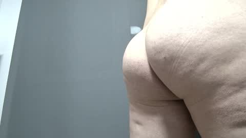 Mario online show from December 18, 2025, 10:10 am