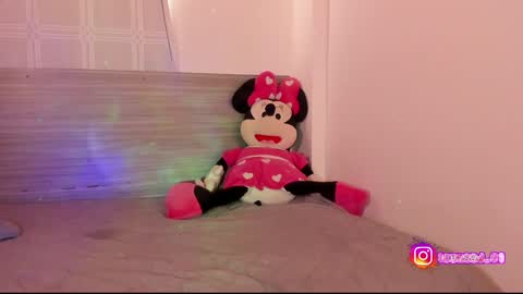 Snapshot of marijaneh chatting on December 2, 2024, 12:51 pm Luna Dulk online show from December 2, 2024, 12:51 pm