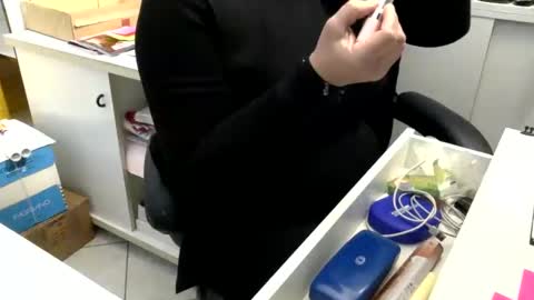 Mary... online show from February 3, 2025, 2:02 pm