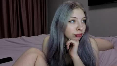 Snapshot of marikorin chatting on February 21, 2025, 9:43 pm Mariko and Rin online show from February 21, 2025, 9:43 pm