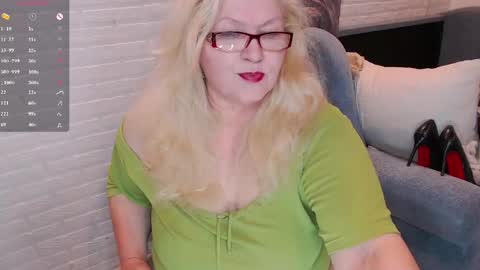Snapshot of marinaabysss chatting on June 10, 2026, 12:00 am Marina online show from June 10, 2026, 12:00 am