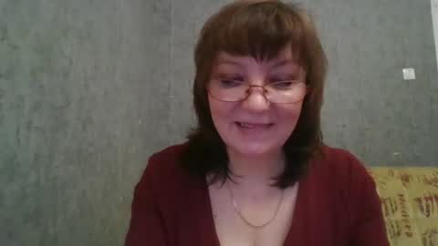 marinamrs online show from December 4, 2025, 10:51 pm