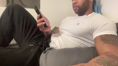 Snapshot of marineguyk19 chatting on February 5, 2025, 3:13 am Z online show from February 5, 2025, 3:13 am