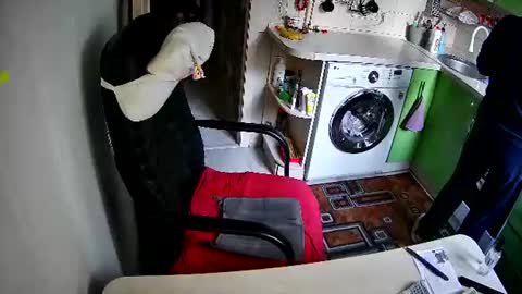 MarinettaQhot online show from October 20, 2025, 6:25 am