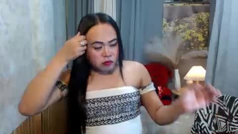 LEAH online show from March 16, 2026, 5:44 am