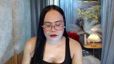 Snapshot of mariposa_911 chatting on June 13, 2026, 2:04 pm LEAH online show from June 13, 2026, 2:04 pm