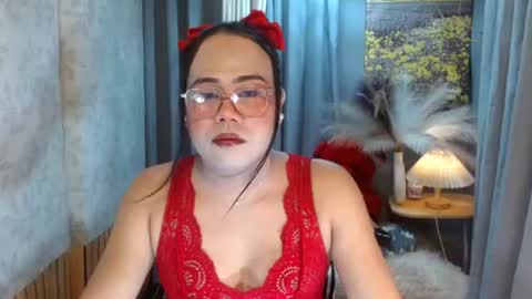 Snapshot of mariposa_911 chatting on June 14, 2026, 5:04 pm LEAH online show from June 14, 2026, 5:04 pm