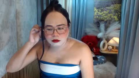 Snapshot of mariposa_911 chatting on June 24, 2026, 6:18 pm LEAH online show from June 24, 2026, 6:18 pm
