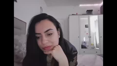 marisa_asss online show from March 29, 2026, 12:05 pm