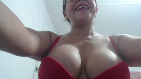 mariska_69 online show from April 10, 2026, 1:16 pm