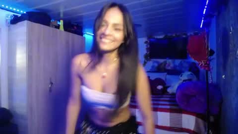 Snapshot of maritza_ferrerr chatting on June 26, 2026, 6:01 pm Maritza Ferrer -Samara Beltran online show from June 26, 2026, 6:01 pm