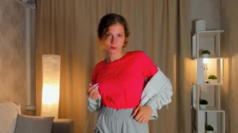Molly online show from October 11, 2025, 6:17 pm