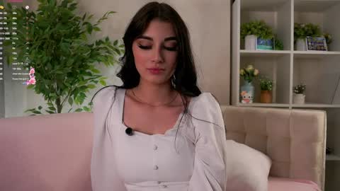 Mari online show from May 10, 2026, 4:12 pm