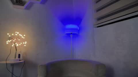 Snapshot of marjorieandersonxxx chatting on February 2, 2026, 7:01 pm IM YOUR BABE GIRL LYCA online show from February 2, 2026, 7:01 pm