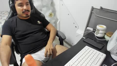 Snapshot of mark_82546 chatting on December 18, 2025, 8:42 am mark_82546 online show from December 18, 2025, 8:42 am