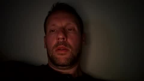 Mark online show from April 6, 2026, 10:00 pm