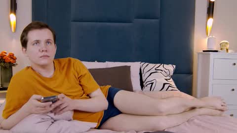 Snapshot of mark_hot_ chatting on March 20, 2026, 10:42 am Mark online show from March 20, 2026, 10:42 am