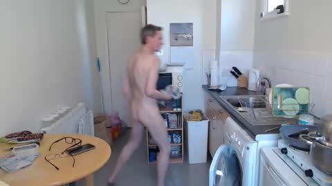 mark_islington online show from April 18, 2026, 11:14 am