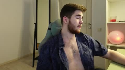 MARK MAXIM online show from October 16, 2025, 2:07 pm