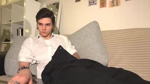 Mark online show from November 29, 2025, 2:53 pm