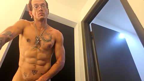 markbeaglin27 online show from October 24, 2025, 6:54 am