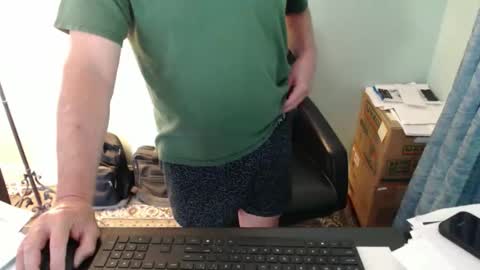 Snapshot of markinwest chatting on March 18, 2026, 10:57 pm MarkinWest online show from March 18, 2026, 10:57 pm