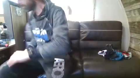 Mark Jomes online show from April 6, 2026, 10:33 pm