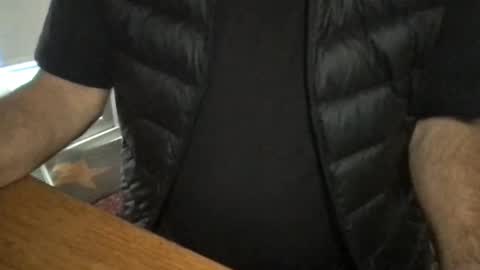 marklondonguy2023 online show from April 17, 2026, 10:51 am