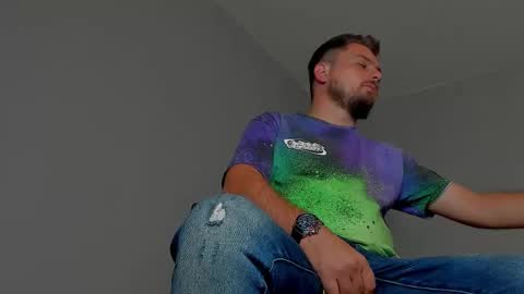 MARK online show from November 5, 2025, 7:58 pm