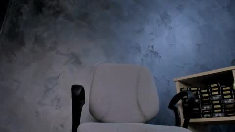 Snapshot of markwaynescr chatting on April 20, 2026, 8:32 pm MARK online show from April 20, 2026, 8:32 pm