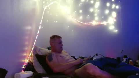 markymark101825061 online show from February 10, 2025, 2:26 pm