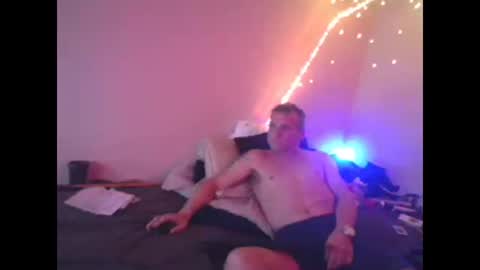 Snapshot of markymark515 chatting on March 6, 2025, 8:05 pm MarkyMark7169 online show from March 6, 2025, 8:05 pm