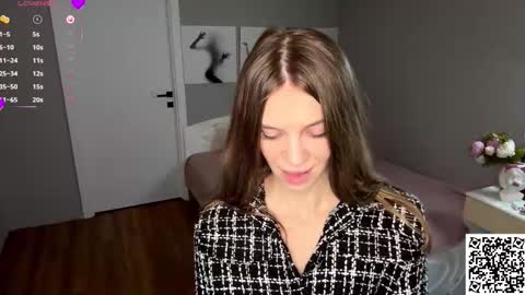 Snapshot of marlenamarschel chatting on November 15, 2025, 6:44 am Maja online show from November 15, 2025, 6:44 am