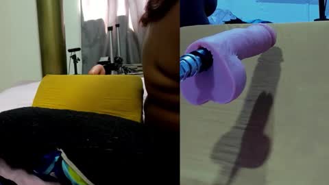 marlyn_black online show from December 20, 2025, 6:59 pm