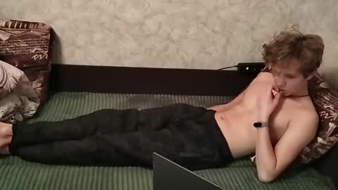 Snapshot of marmelad228 chatting on February 14, 2025, 3:26 pm marmelad228 online show from February 14, 2025, 3:26 pm