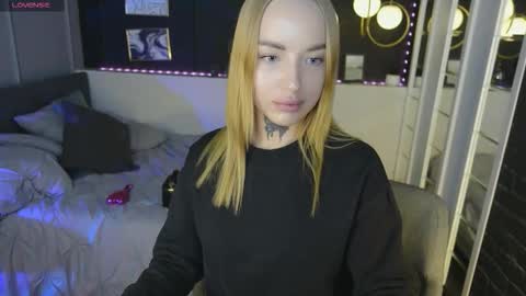 Snapshot of marquiissse chatting on December 14, 2025, 5:35 am Marquise online show from December 14, 2025, 5:35 am