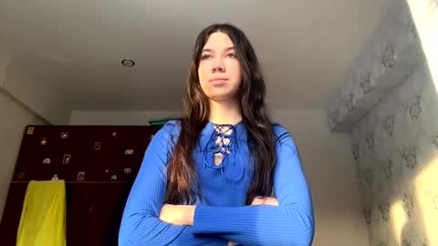 Giulia online show from November 29, 2025, 8:06 am