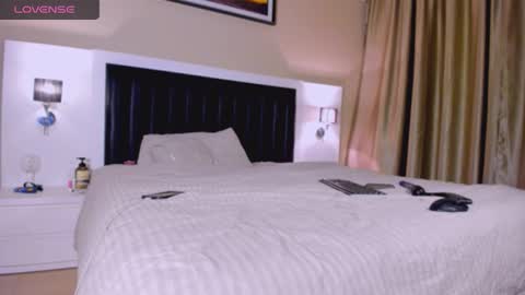 Mari online show from October 26, 2025, 6:08 am