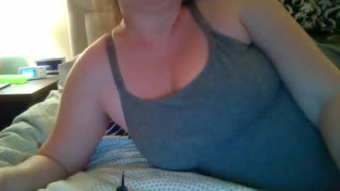 Snapshot of marriedcouple9 chatting on December 23, 2024, 3:29 am Jess and Nick online show from December 23, 2024, 3:29 am