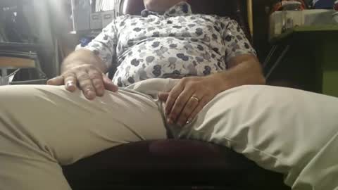 Snapshot of marrieddad19751975 chatting on September 27, 2025, 6:35 pm only fans marrieddad19751975 online show from September 27, 2025, 6:35 pm