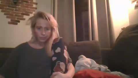 MaryGoRound online show from February 3, 2025, 2:25 am