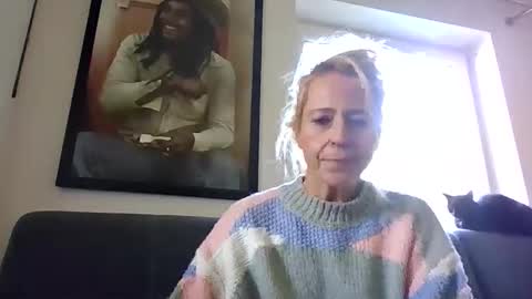 MaryGoRound online show from October 20, 2025, 10:27 am