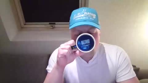 Snapshot of mars0481 chatting on February 13, 2025, 6:27 pm mars0481 online show from February 13, 2025, 6:27 pm