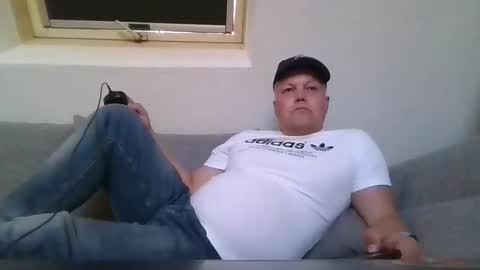 Snapshot of mars0481 chatting on September 18, 2025, 10:50 am mars0481 online show from September 18, 2025, 10:50 am