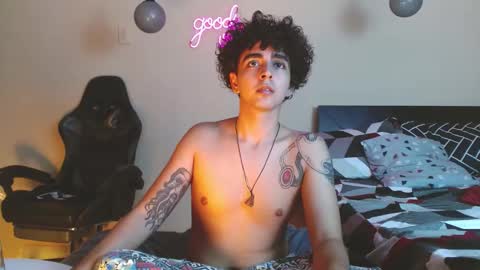 Snapshot of mars_miller chatting on December 4, 2024, 9:29 am Mars online show from December 4, 2024, 9:29 am