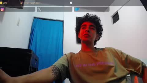 Snapshot of mars_miller chatting on January 29, 2025, 4:58 am Mars online show from January 29, 2025, 4:58 am