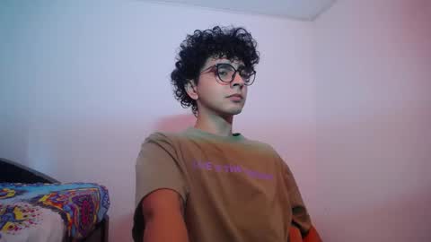 Snapshot of mars_miller chatting on February 9, 2025, 9:28 pm Mars online show from February 9, 2025, 9:28 pm