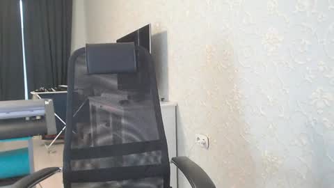 Snapshot of marselle_looker chatting on February 1, 2025, 12:47 pm Marselle online show from February 1, 2025, 12:47 pm