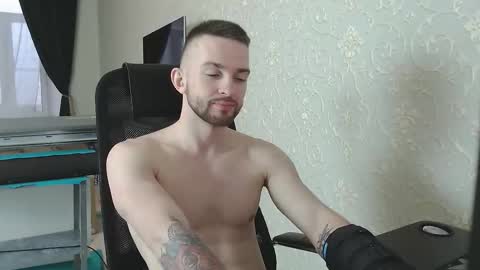 Snapshot of marselle_looker chatting on December 5, 2025, 11:08 am Marselle online show from December 5, 2025, 11:08 am