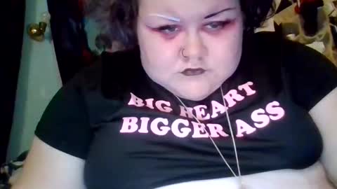 marshallmarx517 online show from October 28, 2025, 1:31 am